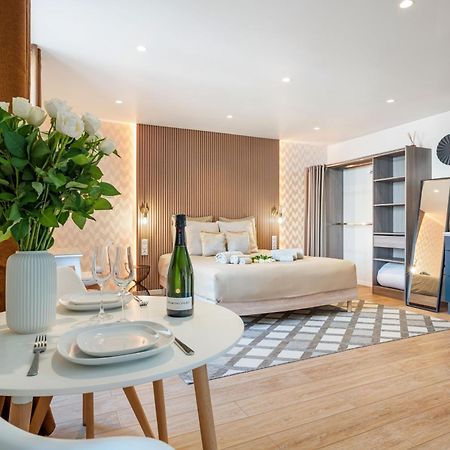 Nice Renting - Love Room Massena - Luxe Room - Jacuzzi - Terrace - King Bed - Ac Exterior photo
