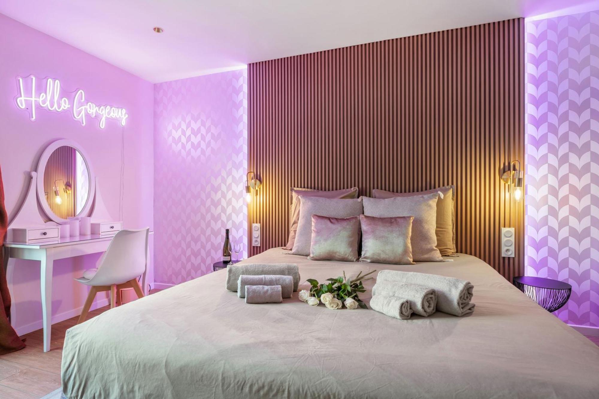 Nice Renting - Love Room Massena - Luxe Room - Jacuzzi - Terrace - King Bed - Ac Exterior photo